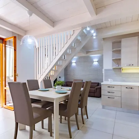 Paolucci Trilo Luxury - Myho Casa 公寓 托尔托雷托